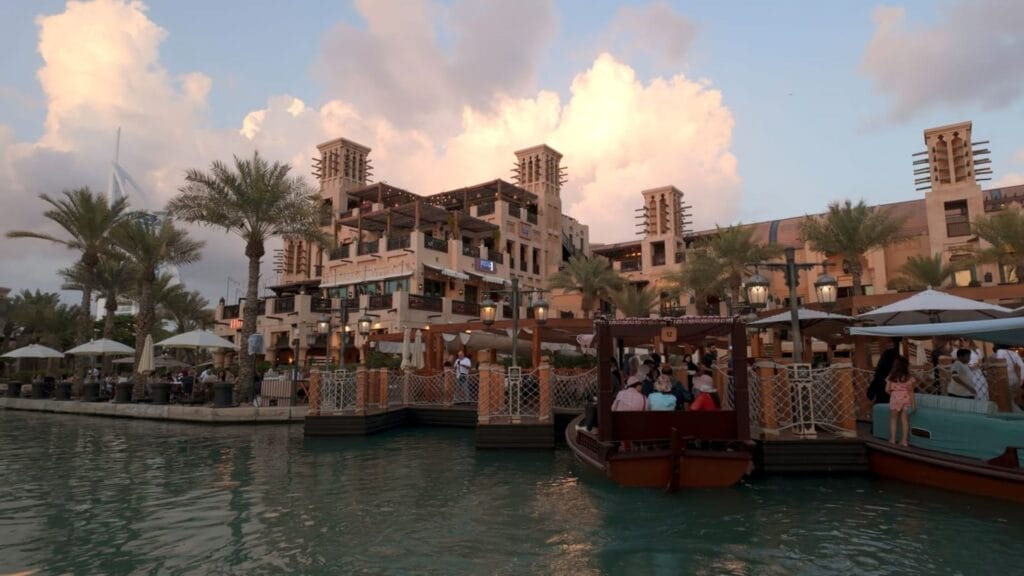 View-of-Dubai-canal-with-turquoise-water